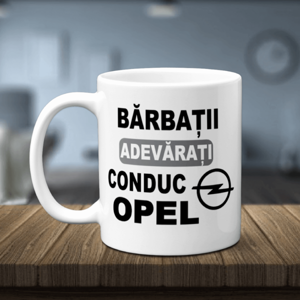 cana-personalizata-barbatii-adevarati-conduc-opel-V8
