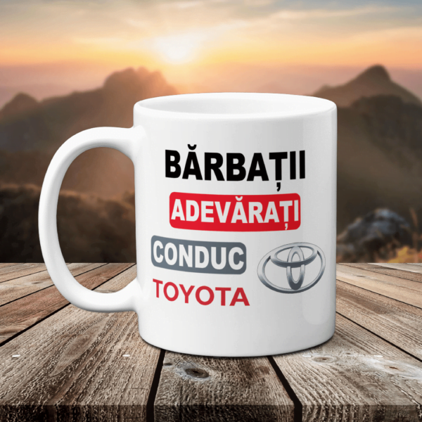 cana-personalizata-barbatii-adevarati-conduc-toyota-V4
