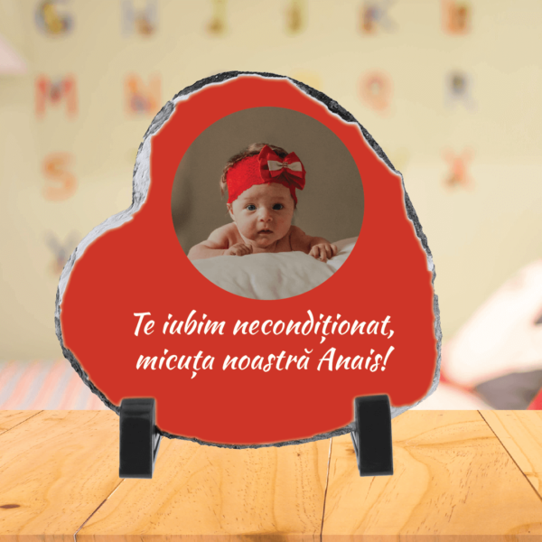 piatra-ardezie-inimapersonalizata-poza-text-fundal-rosu-v3