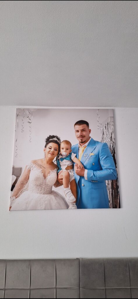 Image #1 from Diana Badai